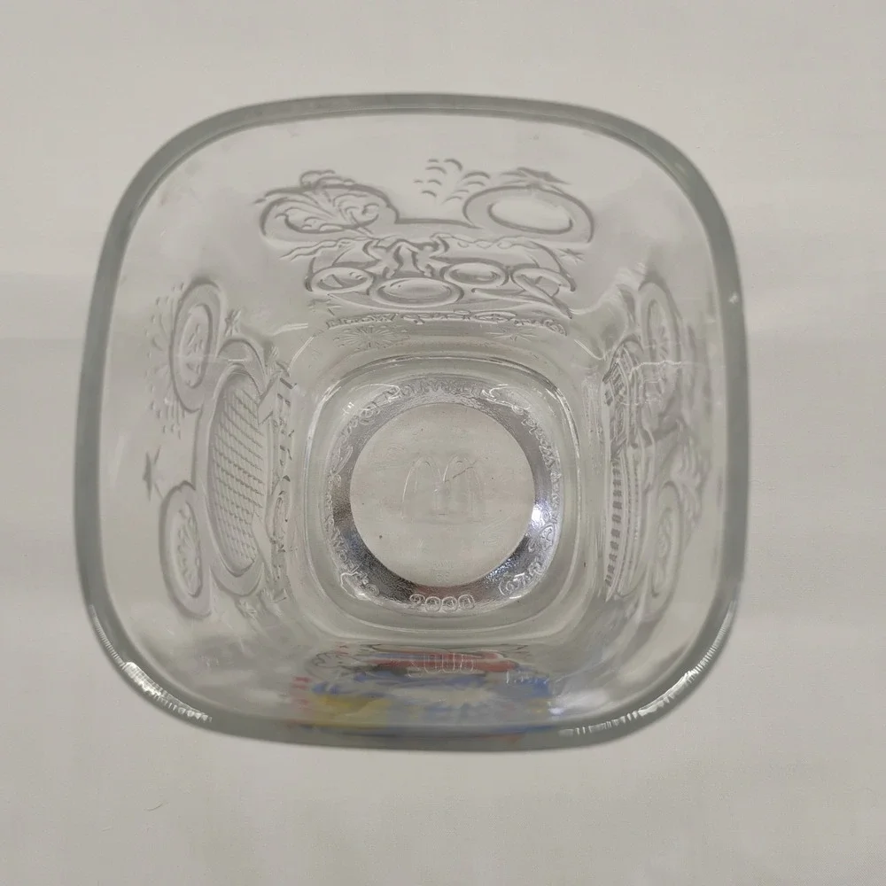 McDonalds 2000 Walt Disney World Epcot Glass Fantasia Wizard Mickey Mouse - Picture 6 of 7